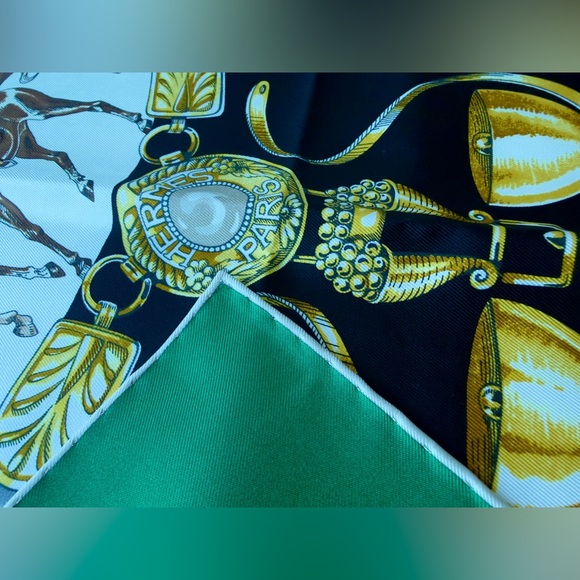 Hermes silk scarf 90x90 multi colored horses Print Scarf, Brand new with tags - Picture 16 of 16